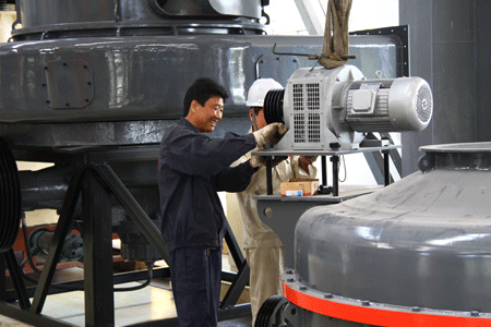 化工廠用磨粉機(jī)的保養(yǎng)如何進(jìn)行？