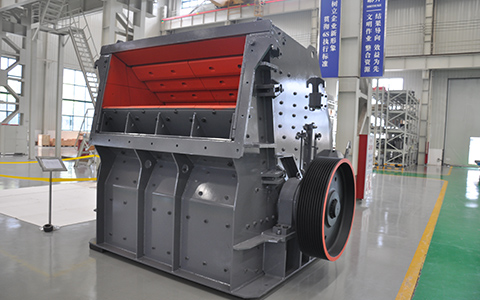 電機(jī)功率200kW，應(yīng)該配置哪種破碎機(jī)?